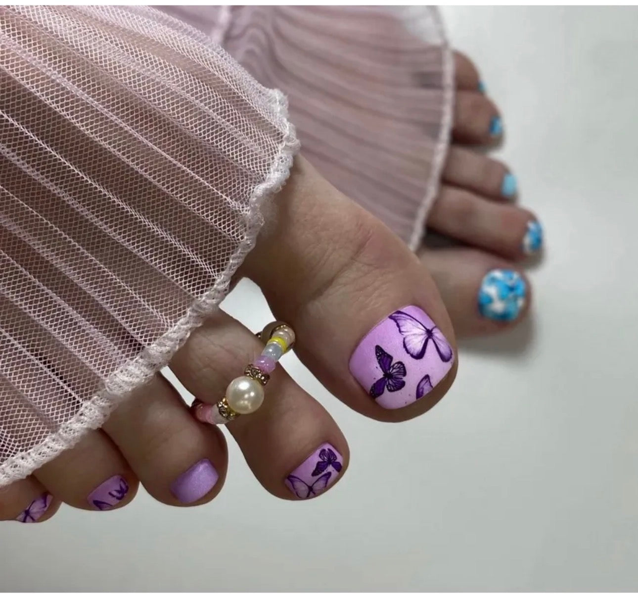 Aminails Pedicure Nail Wraps – Self-Adhesive Pedicure Stickers | NailProUSA