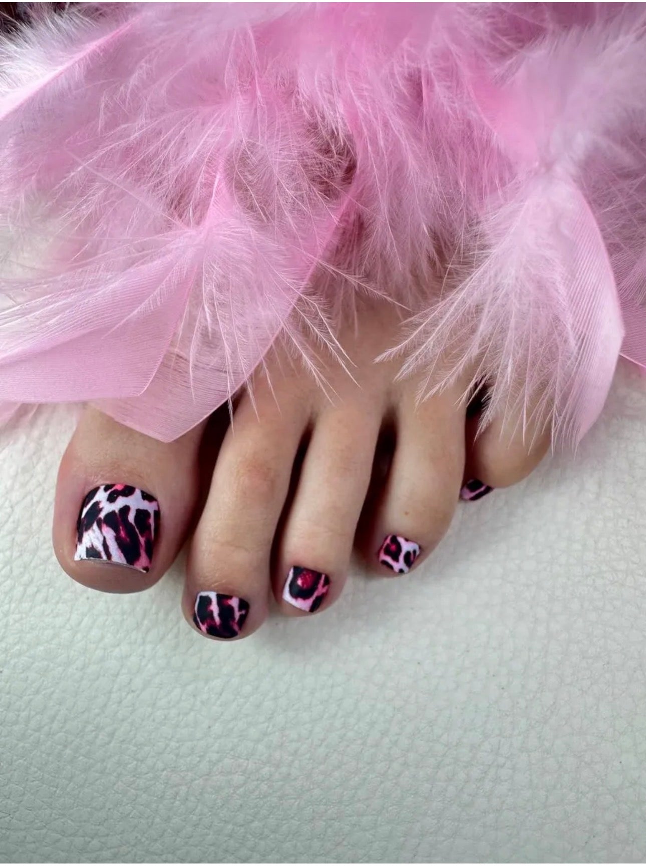 Aminails Pedicure Nail Wraps – Self-Adhesive Pedicure Stickers | NailProUSA