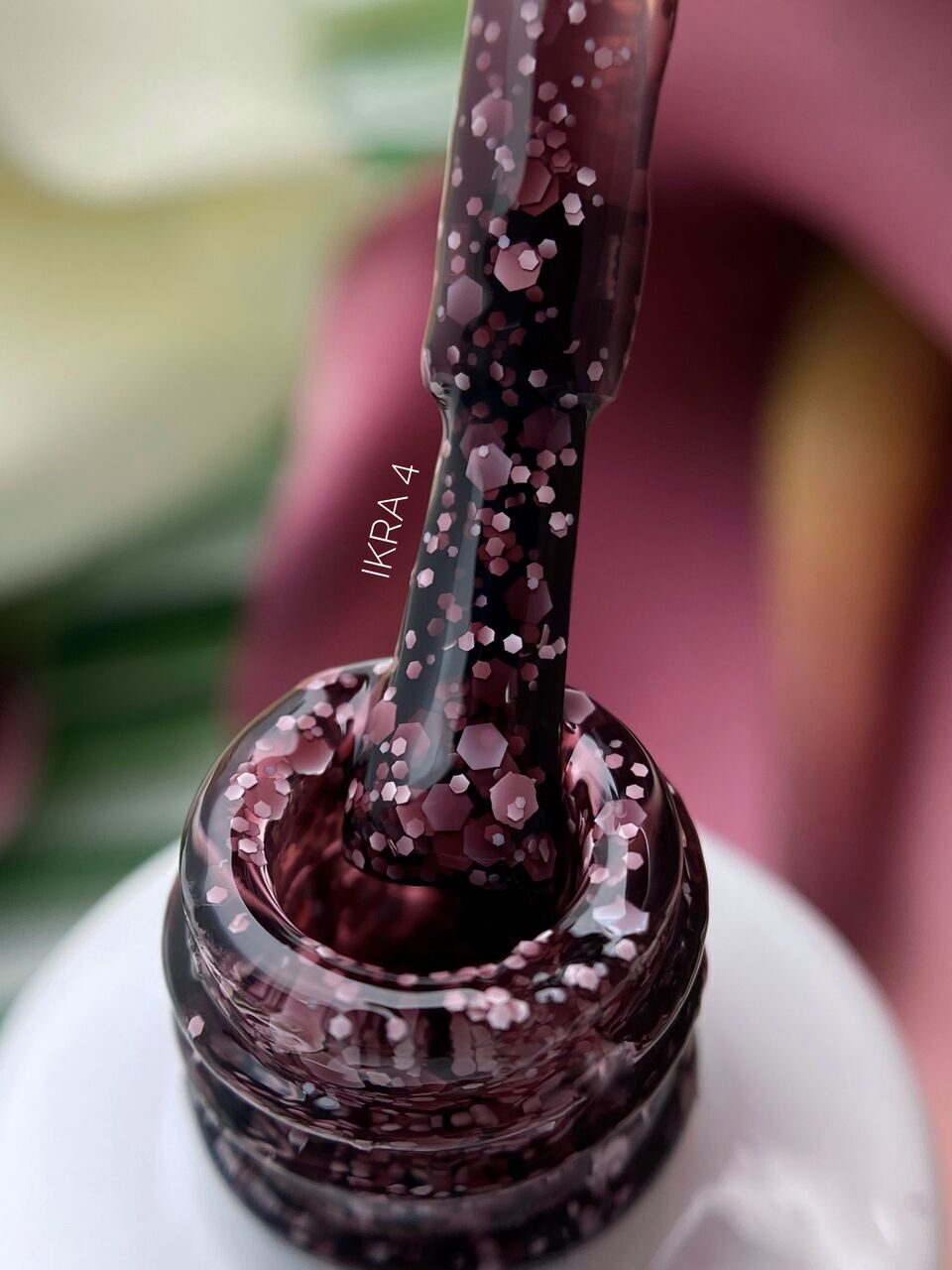 Ikra Gel Polish №4 – 8ml Nail Gel Color | NailProUSA