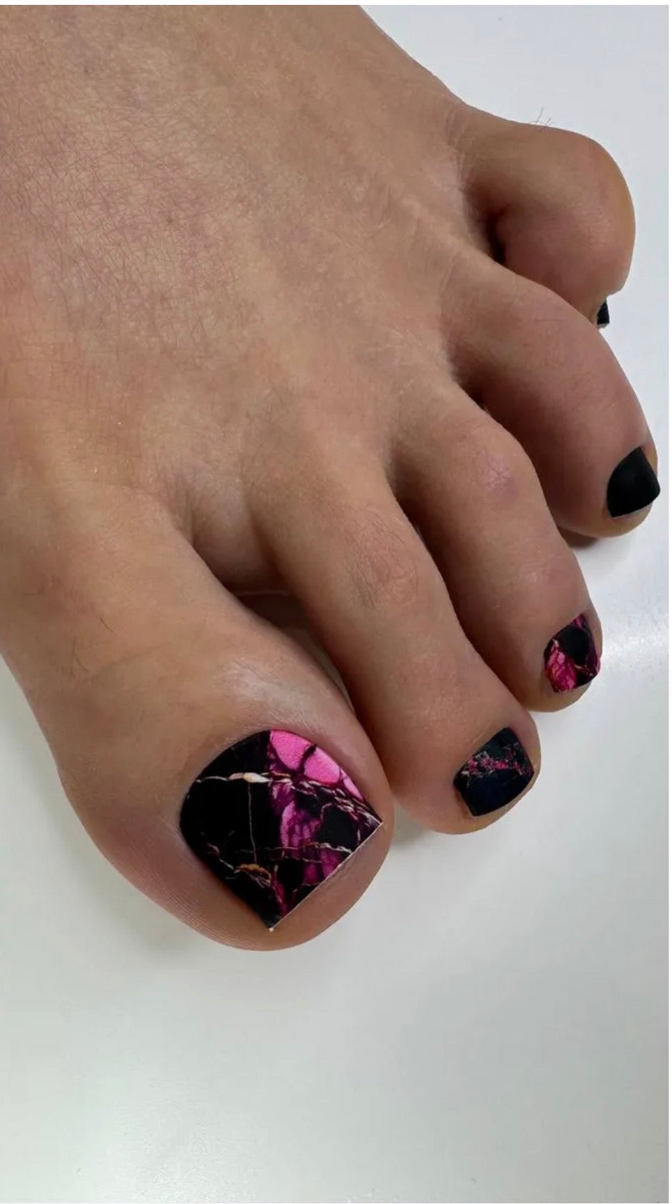 Aminails Pedicure Nail Wraps – Self-Adhesive Pedicure Stickers | NailProUSA