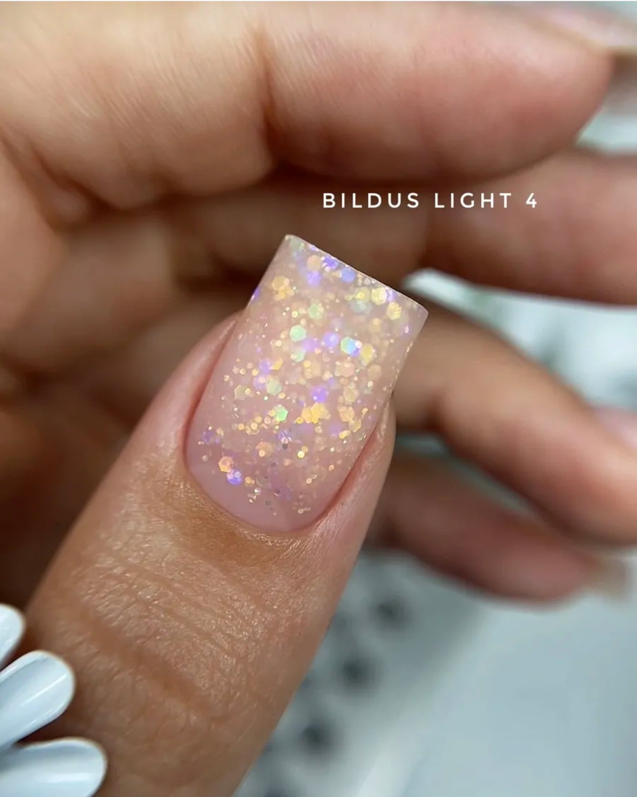 Bildus Light Gel №4 – 15ml Builder Gel with Chameleon Flakes | NailProUSA