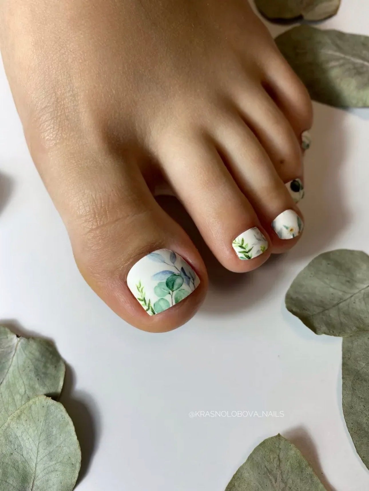 Aminails Pedicure Nail Wraps – Self-Adhesive Pedicure Stickers | NailProUSA
