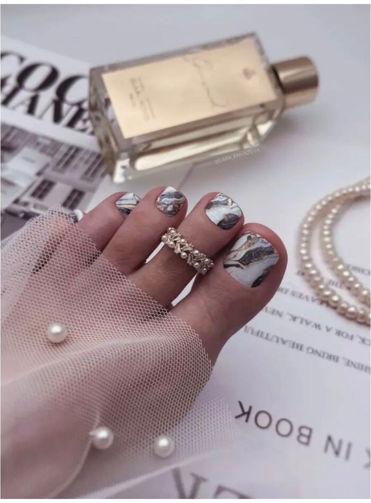 Aminails Pedicure Nail Wraps – Self-Adhesive Pedicure Stickers | NailProUSA