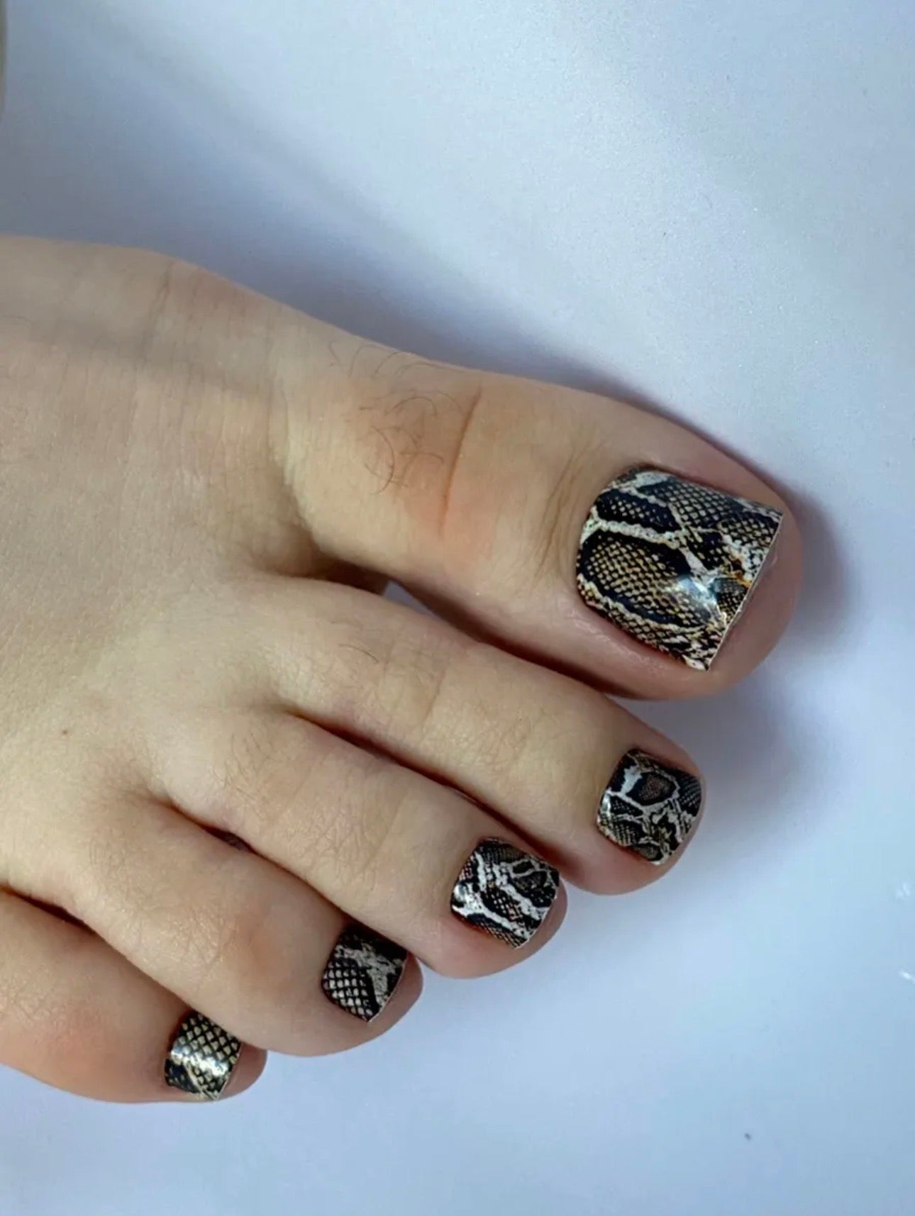 Aminails Pedicure Nail Wraps – Self-Adhesive Pedicure Stickers | NailProUSA