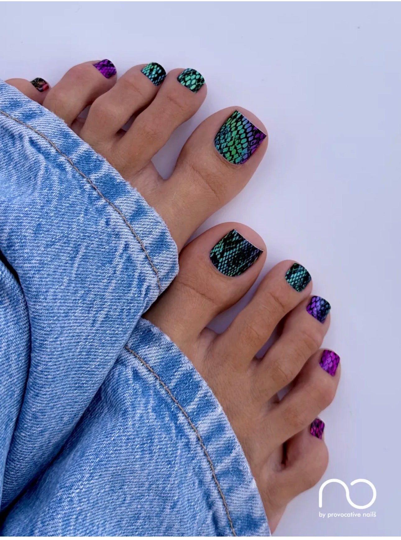 Provocative Nails Pedicure Wraps – Self-Adhesive Pedicure Nail Wraps | NailProUSA