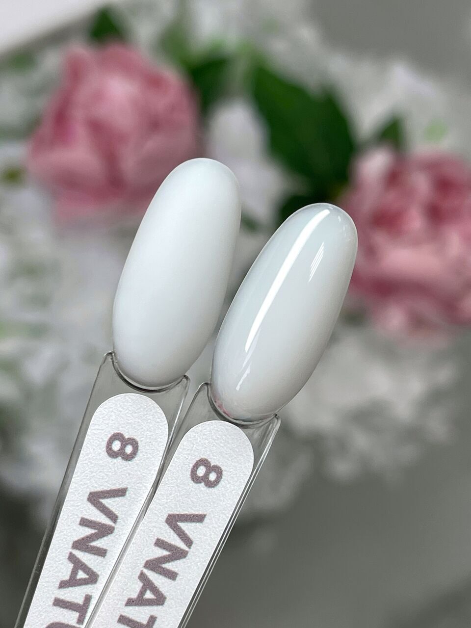 VNature Gel №8 – 15ml Medium-Viscosity Builder Gel | NailProUSA