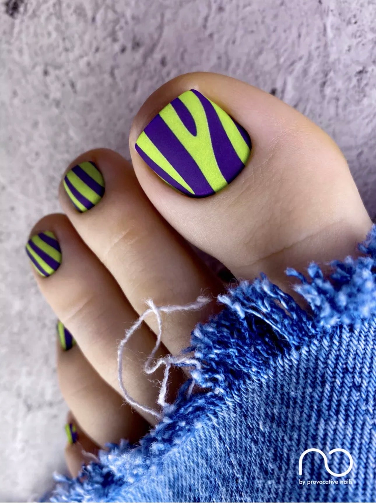 Provocative Nails Pedicure Wraps – Self-Adhesive Pedicure Nail Wraps | NailProUSA