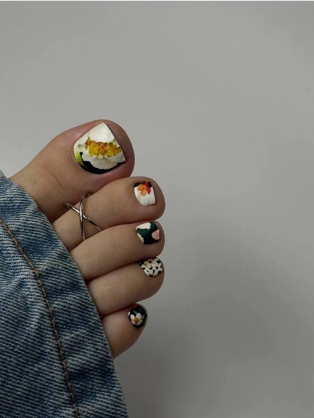 Aminails Pedicure Nail Wraps – Self-Adhesive Pedicure Stickers | NailProUSA