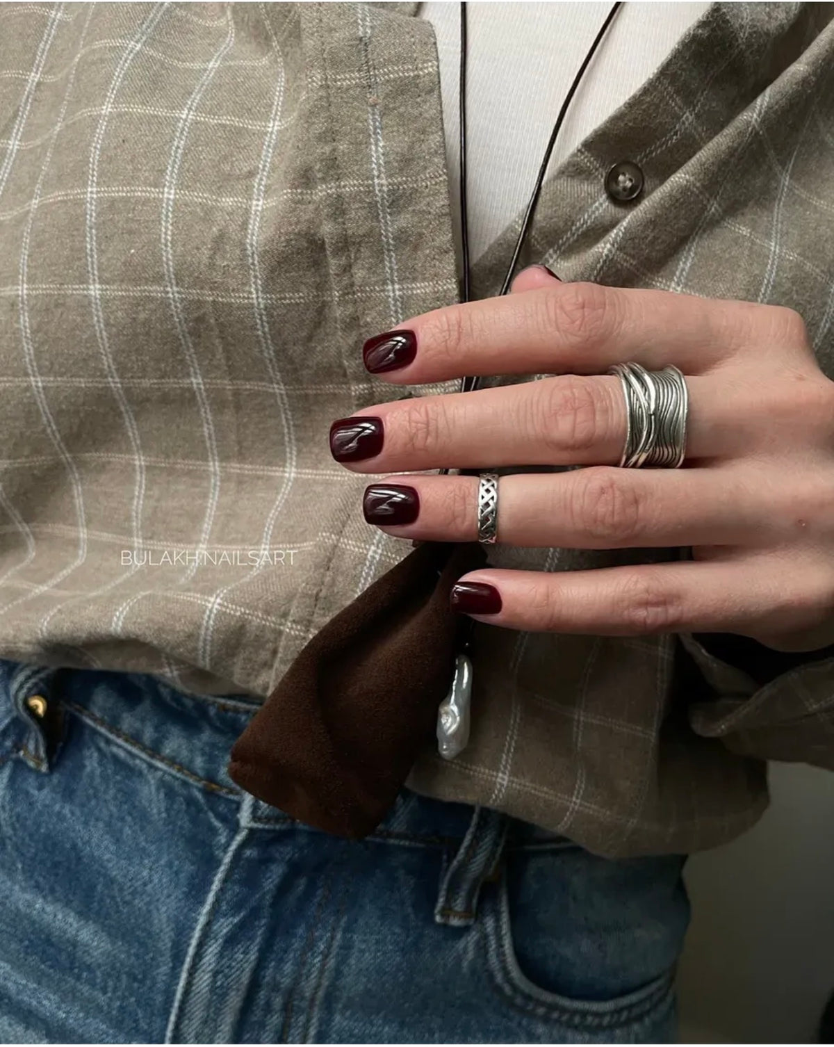 Ta2 VINO №003 – Elegant Garnet Red Gel Polish, 9ml | NailProUSA