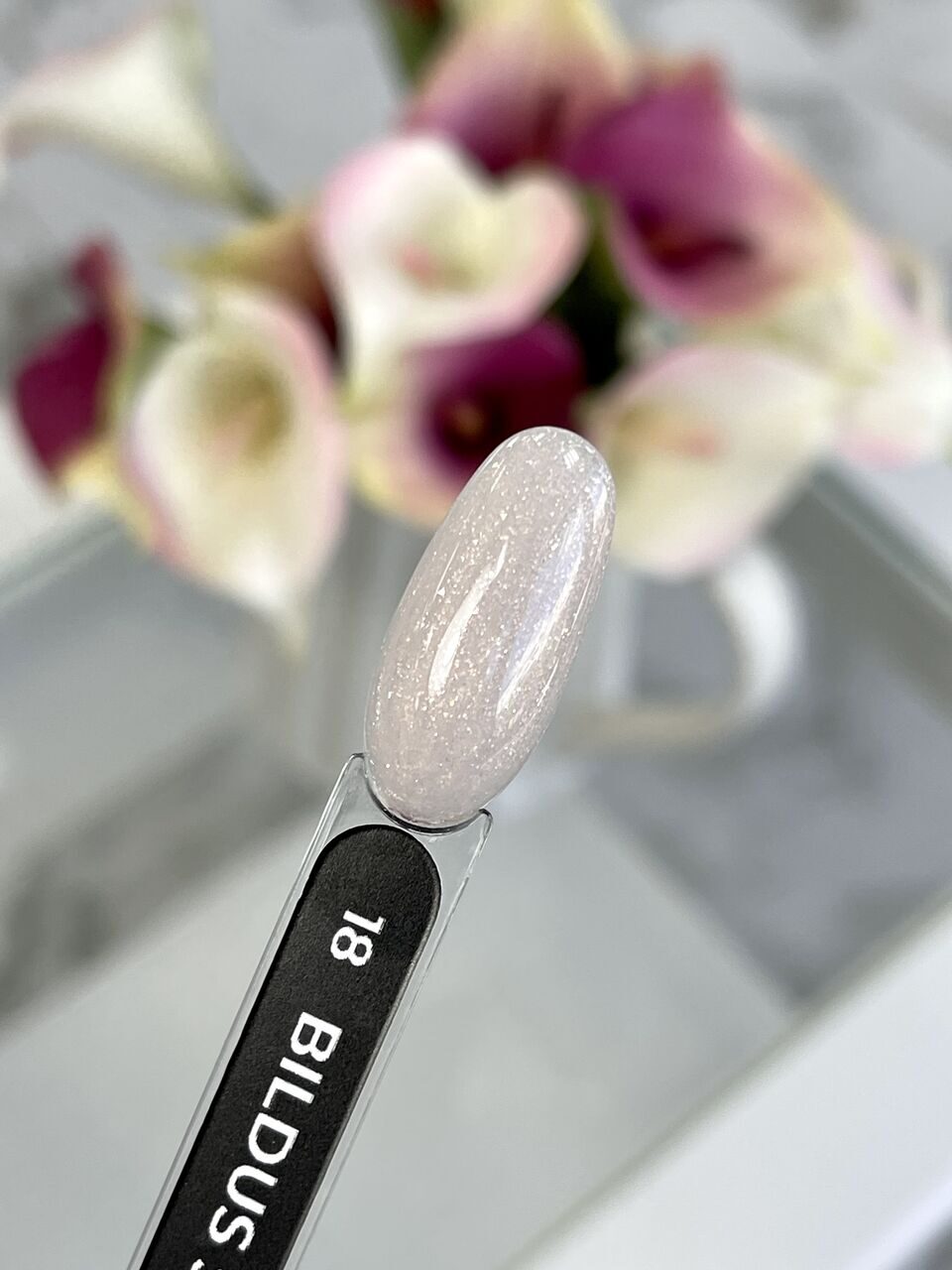 Bildus Star Gel №18 – 15ml Builder Gel with Chameleon Flakes | NailProUSA